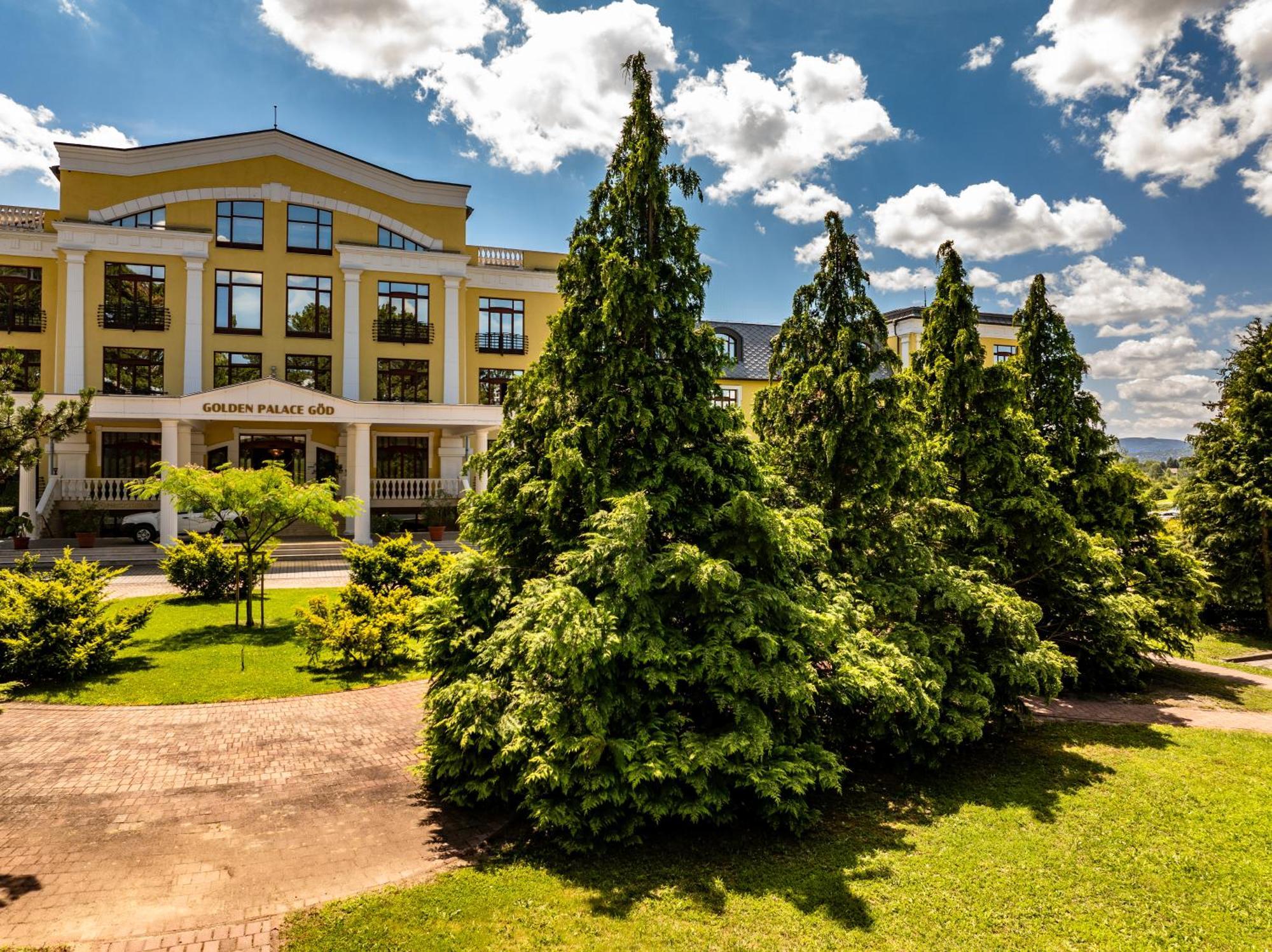 Hotel Golden Palace Göd Eksteriør bilde